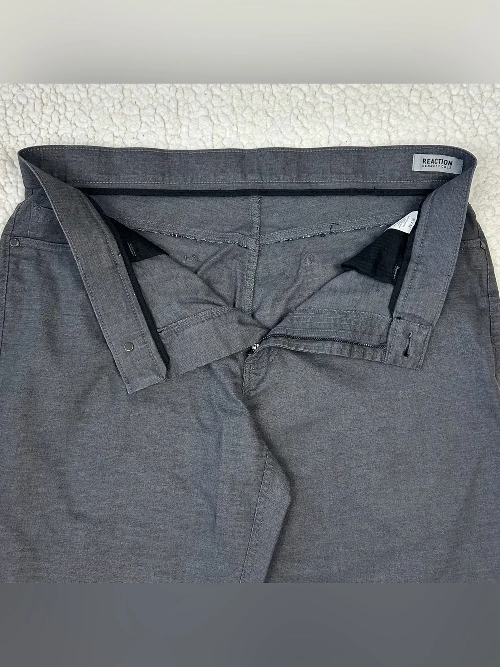 Kenneth Cole Reaction Straight Leg Jeans Men's 36W Gray Denim 5 Pocket Stretch
